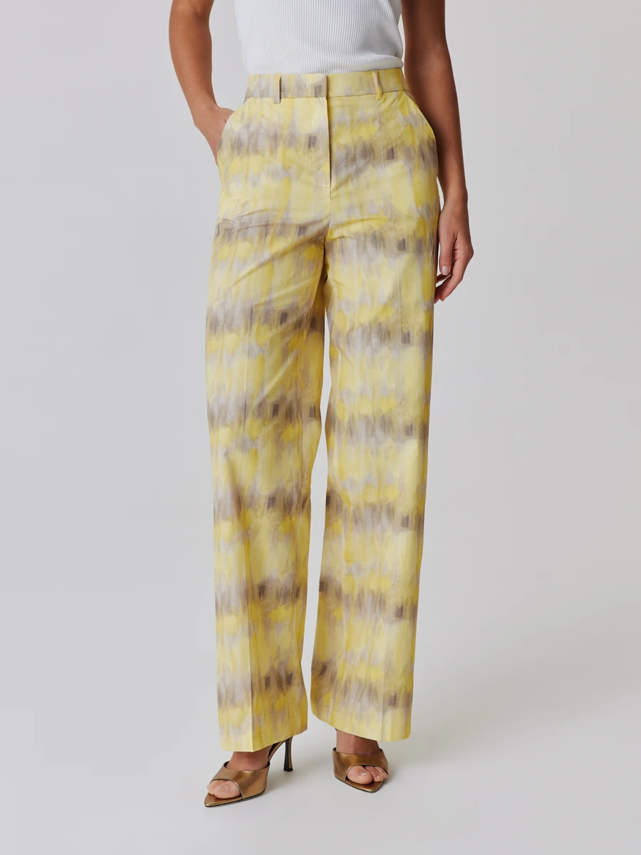 Прямые брюки со стрелками