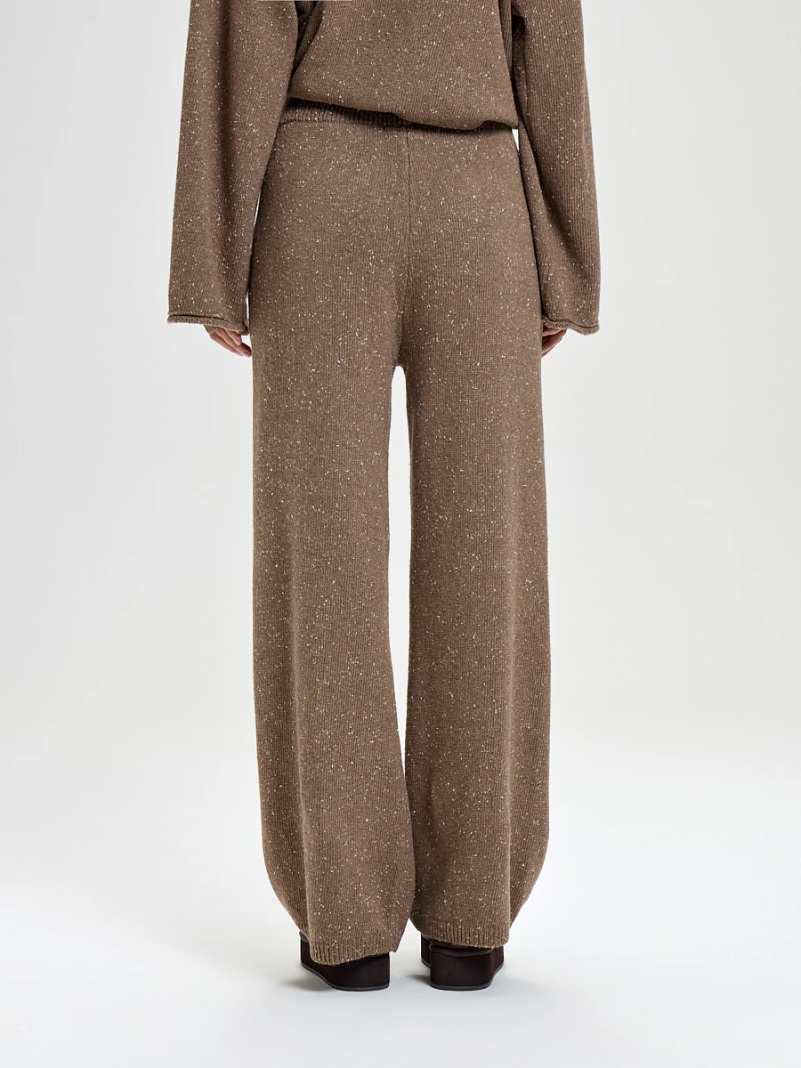 04.014.6795.377.7 Трикотажные брюки