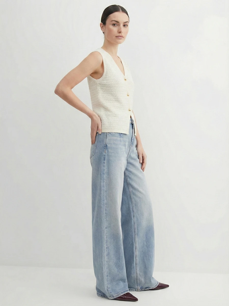 71.028.6403.006.7 Жилет вязаный