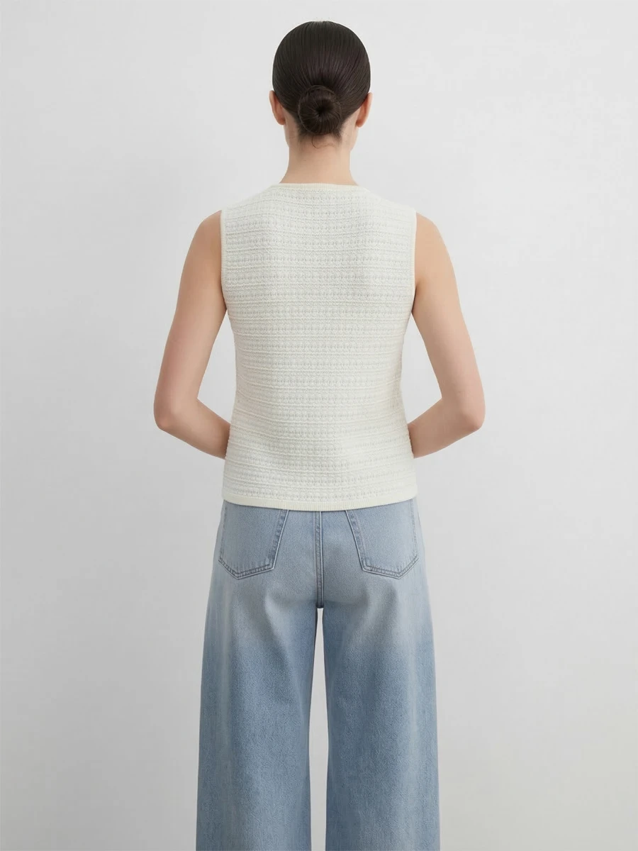 71.028.6403.006.7 Жилет вязаный