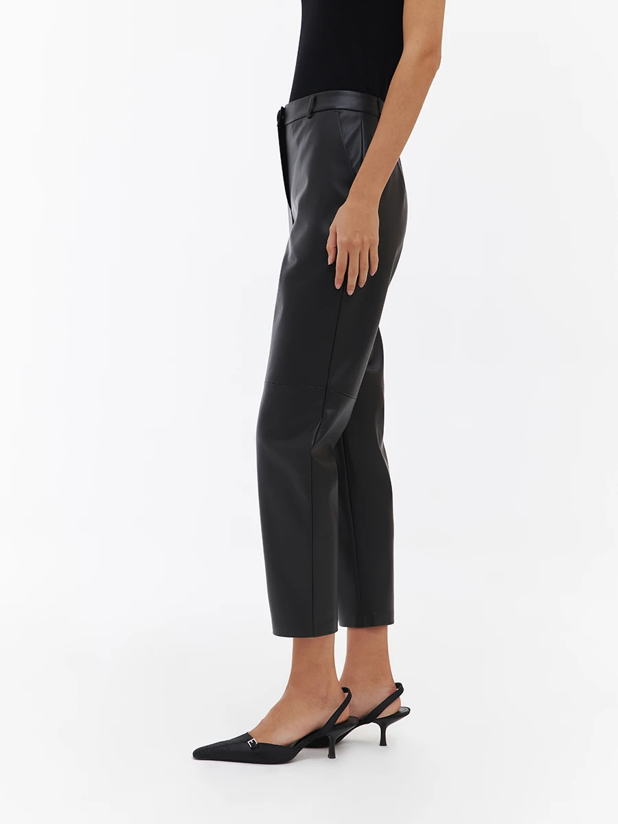 15.279.1117.001.1 Брюки 9/10