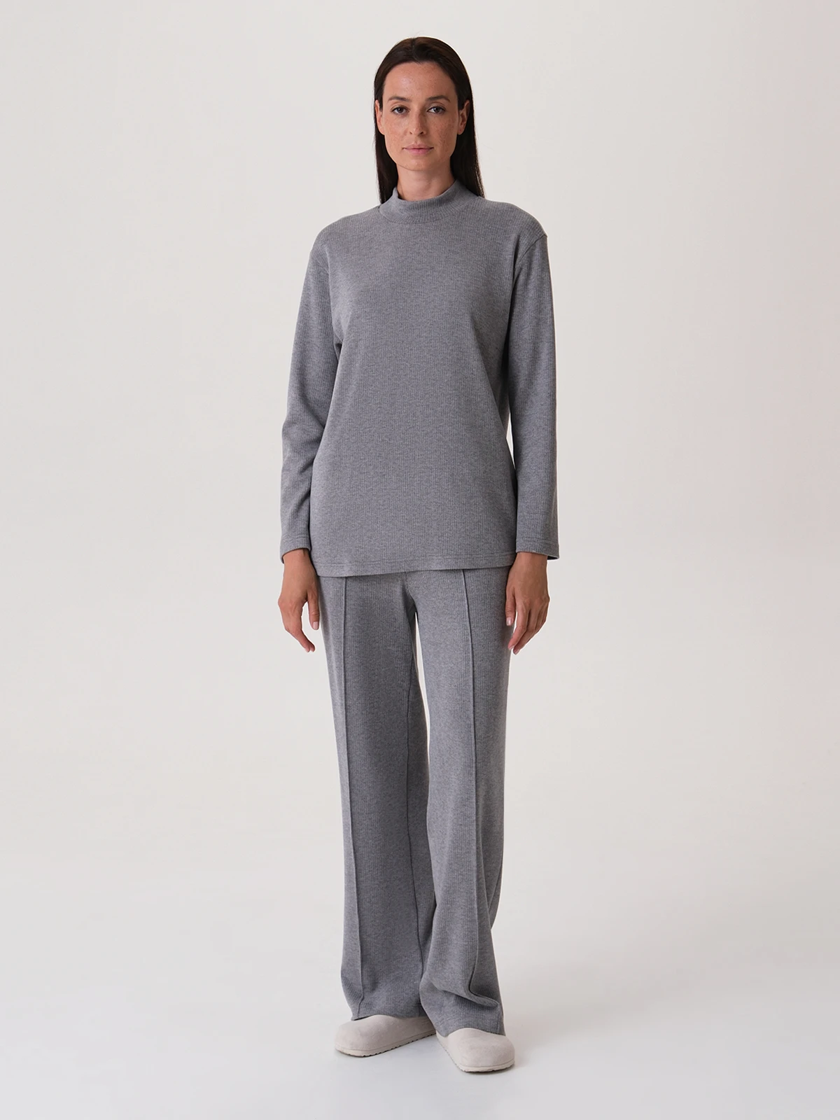 Трикотажные брюки со стрелками