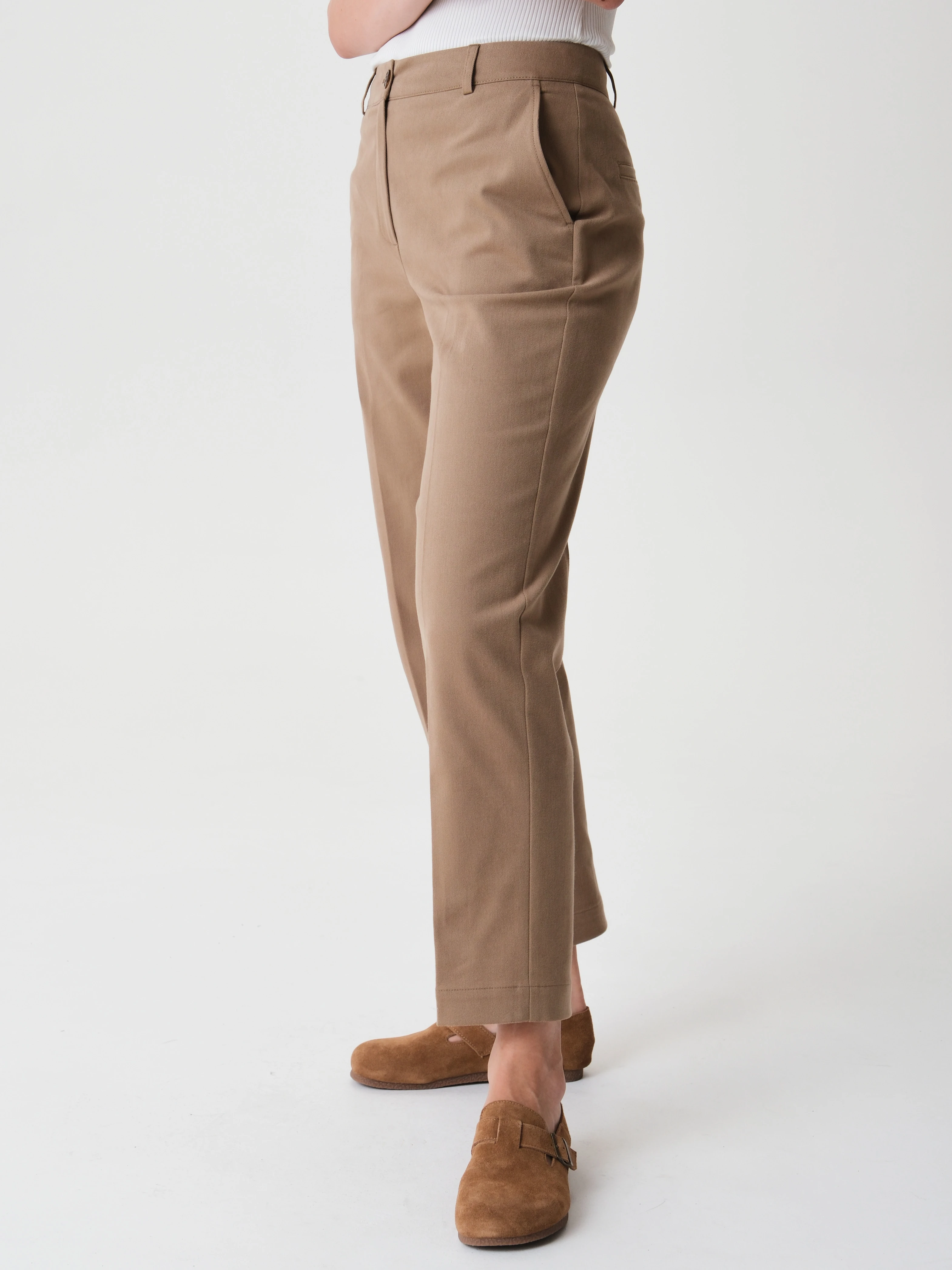 Укороченные брюки со стрелками