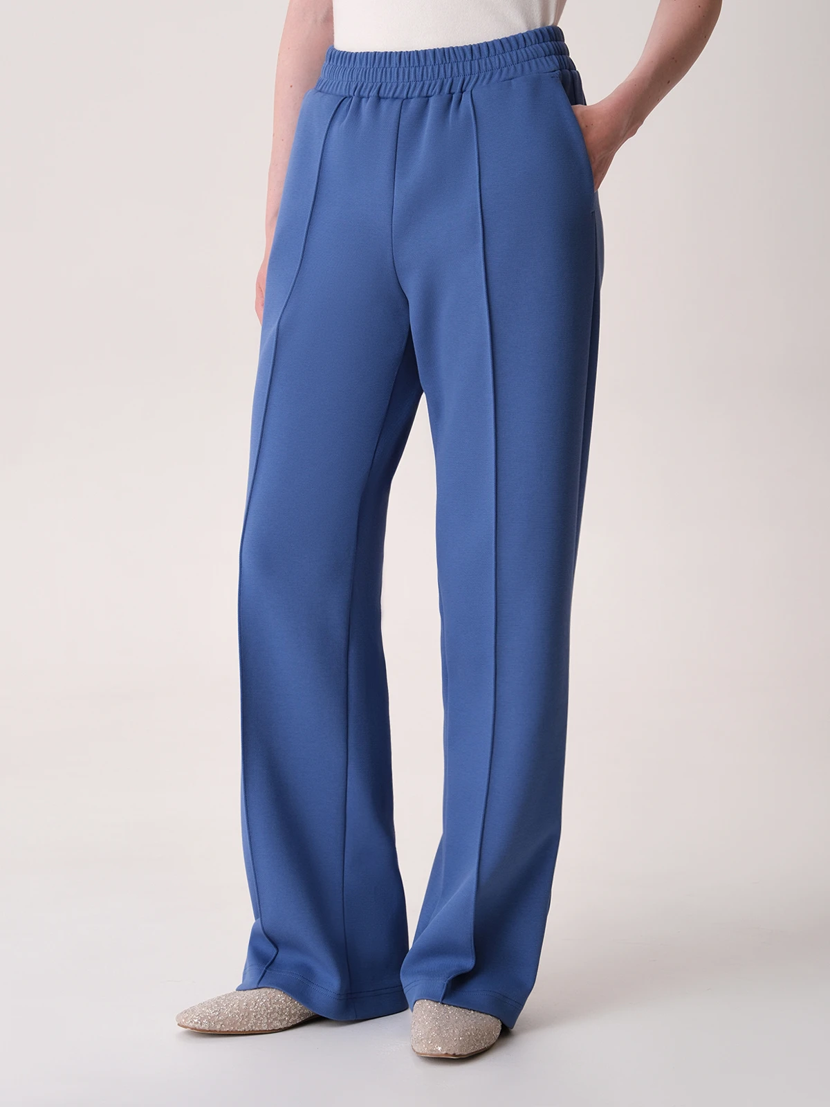 Трикотажные брюки со стрелками