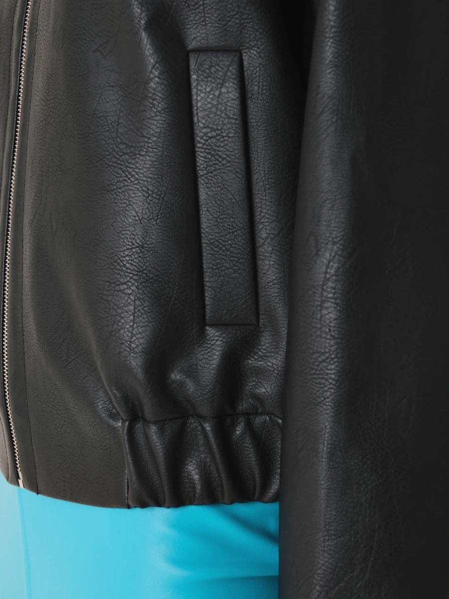 45.372.1108.001.1 Бомбер