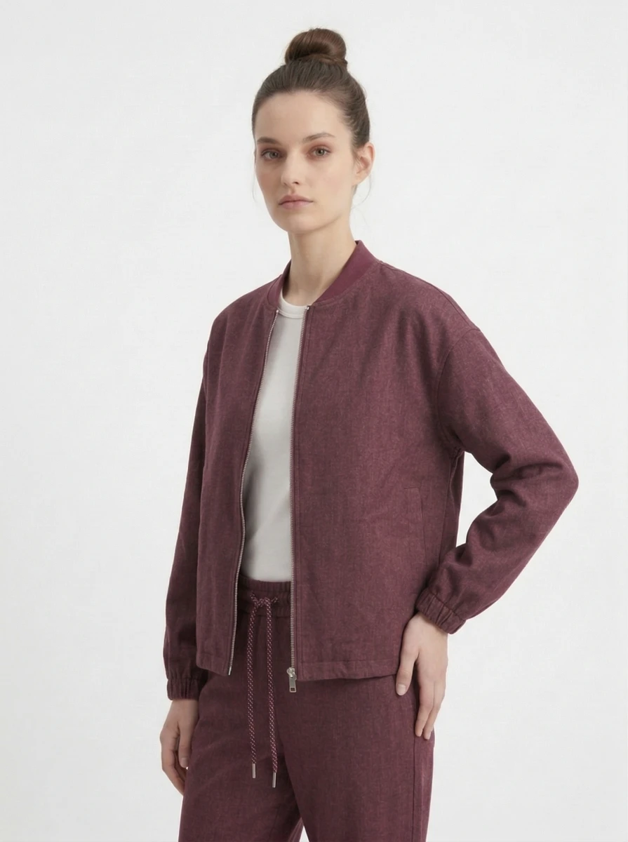 45.383.6799.371.7 Бомбер