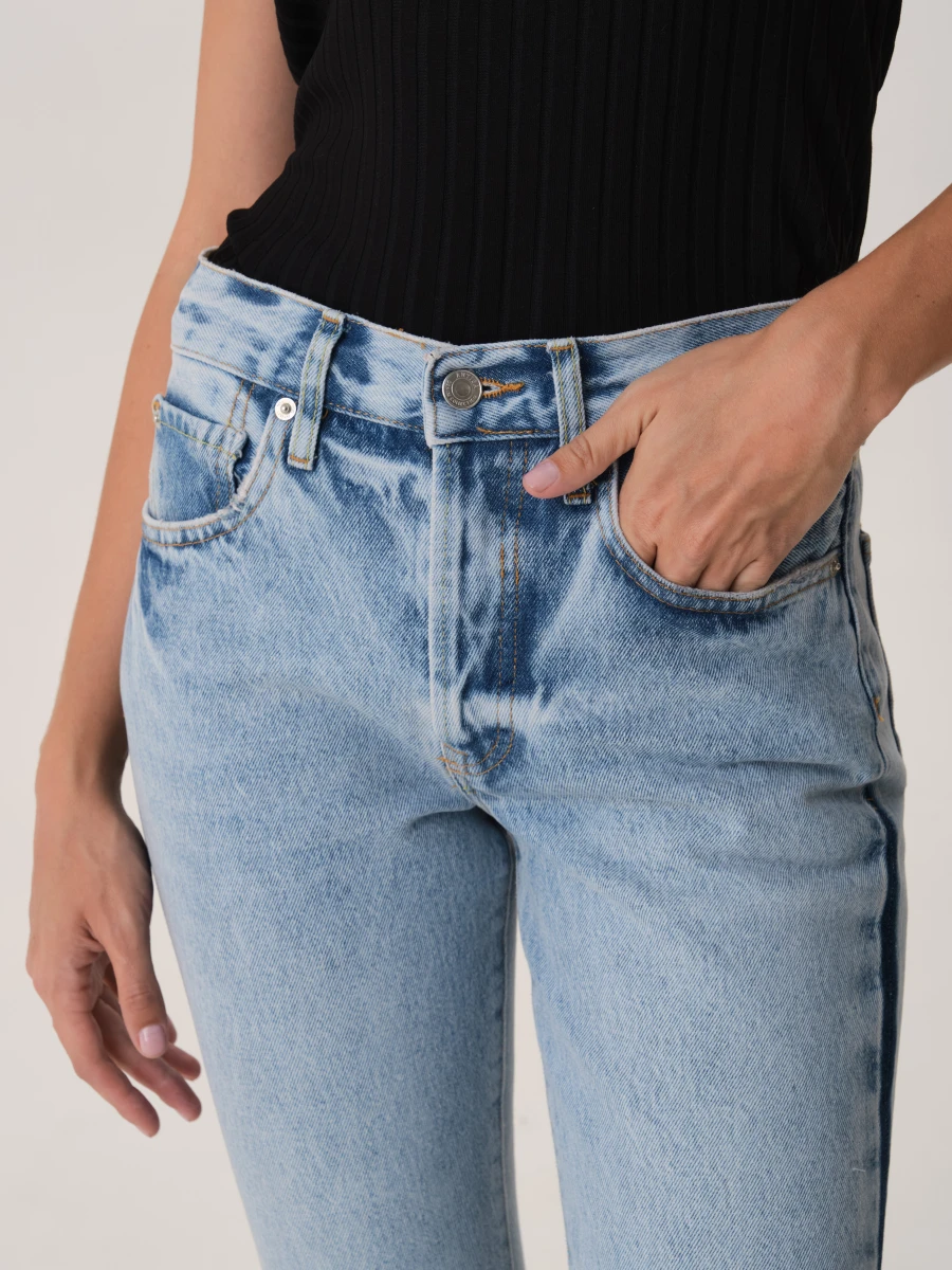 19.694.9132.035.0 Джинсы 9/10