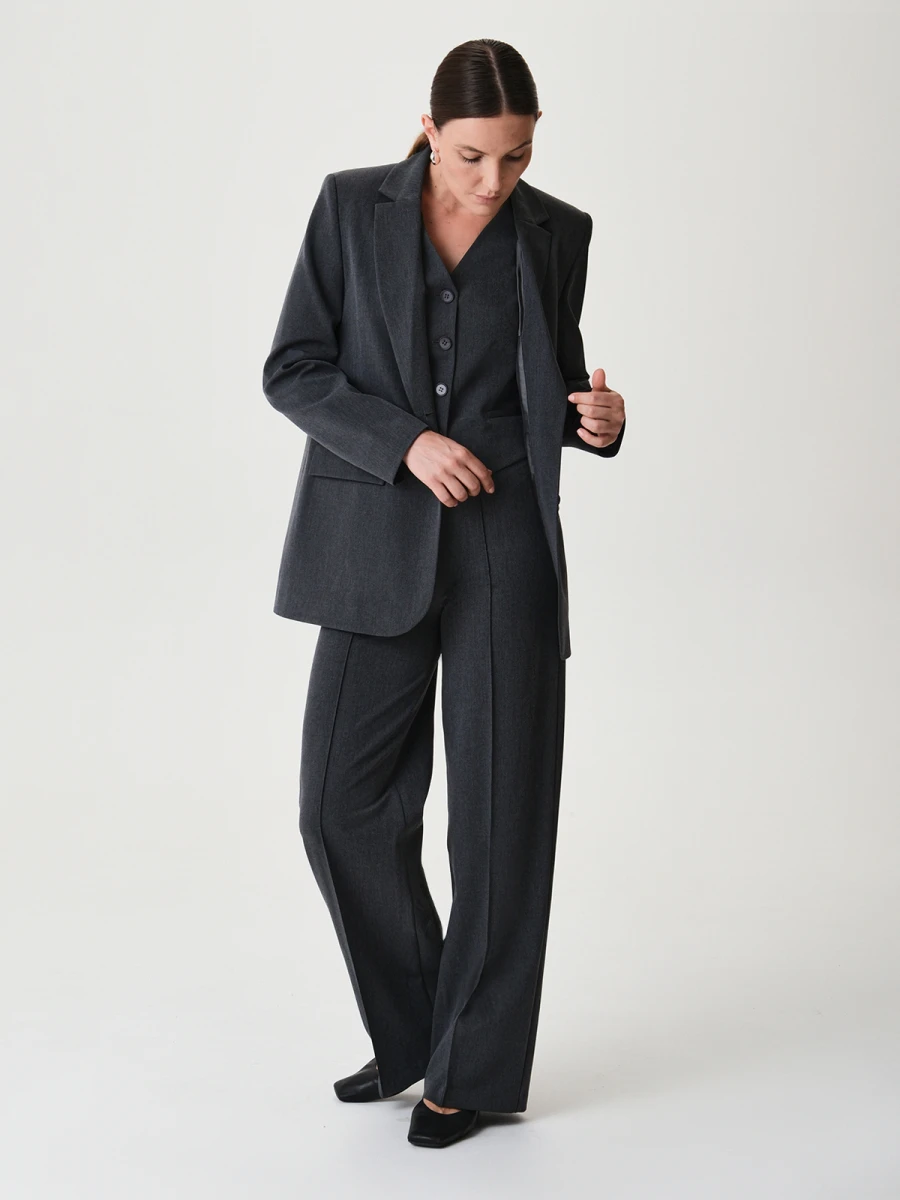 40.112.0668.305.1 Жакет 40.112.0668.305.1 Жакет