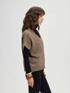 43.026.6786.377.7 Жилет трикотажный - 3 рис.