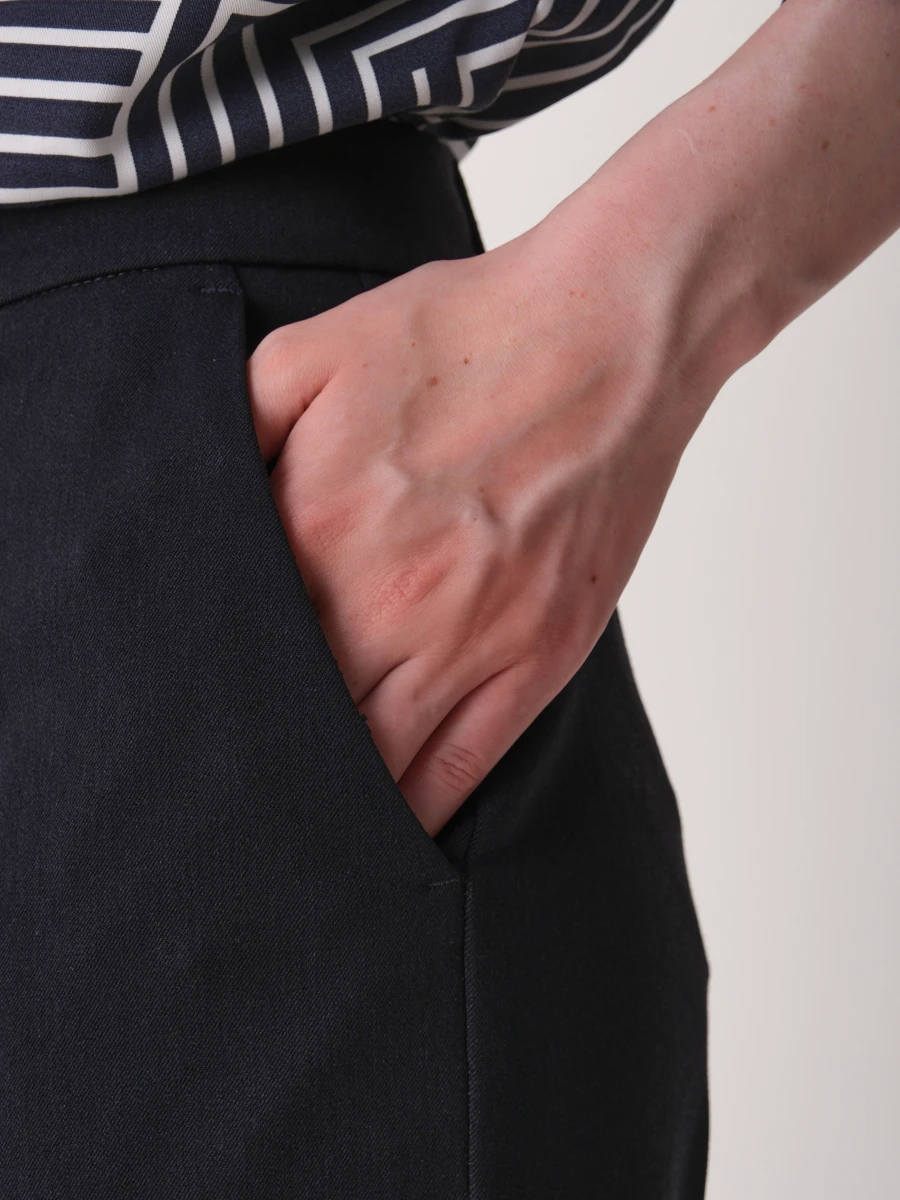 15.028.0901.025.4 Брюки 9/10