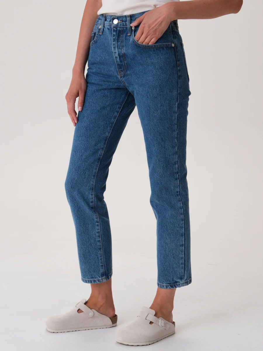 19.694.9132.029.0 Джинсы 9/10